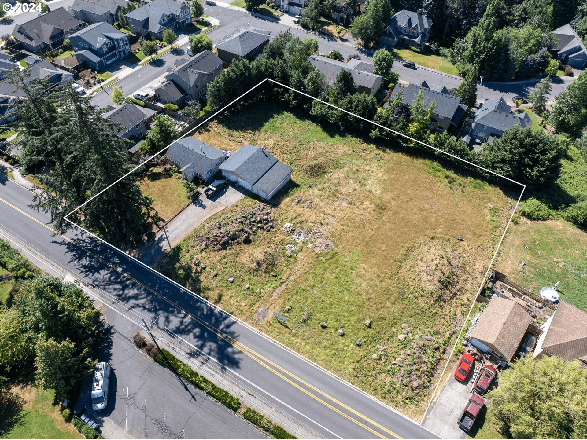 Northwest 23rd, three luxury net zero single-family homes in a premier Washington neighborhood with top schools, developed by Luxe Living Homes